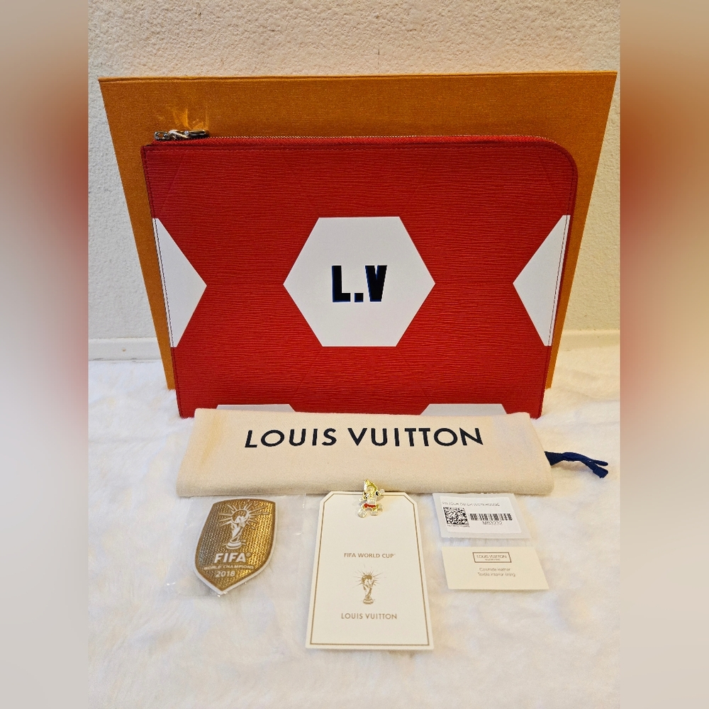 Limited Edition Louis Vuitton Epi World Cup 2018 Pochette Jour GM Clutch Bag Red - Picture 2 of 15